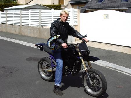 Un motard, arsouille pas come les autres